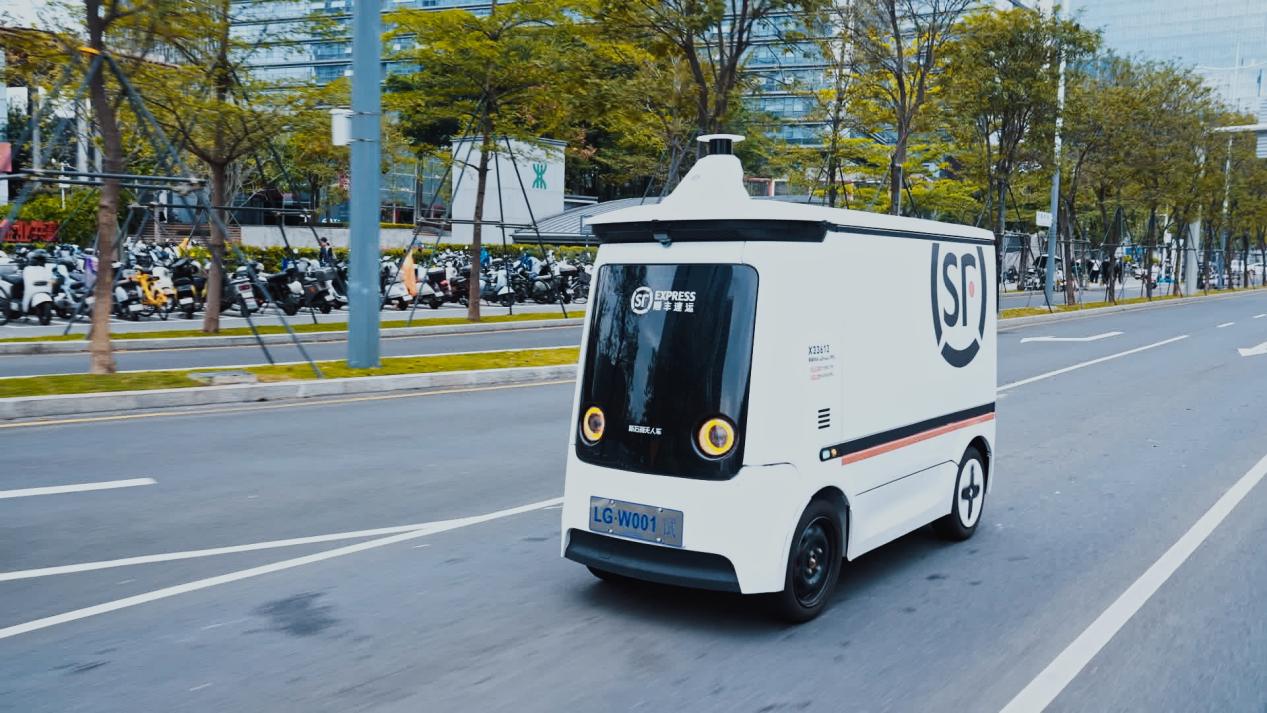 Shenzhen uses self-driving to boost industries, enhance urban services